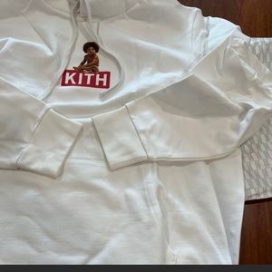 Size LARGE HOODIE BRAND NEW WITH TAG AND ORIGINAL BAG